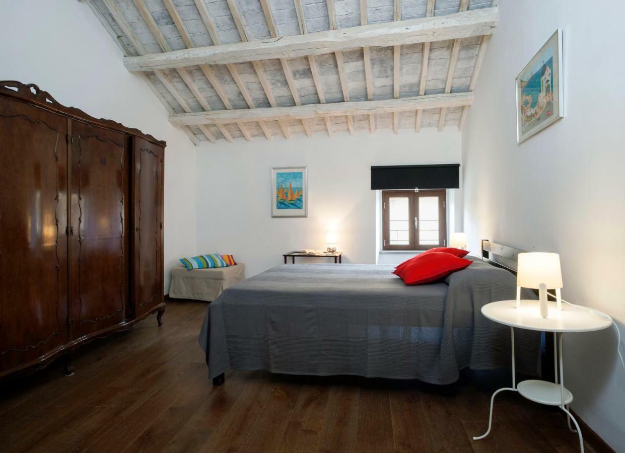 Appartamento Il Nido Viterbe Extérieur photo